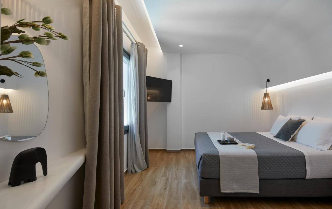 Grand-Mere Calliope Fira  Exterior foto